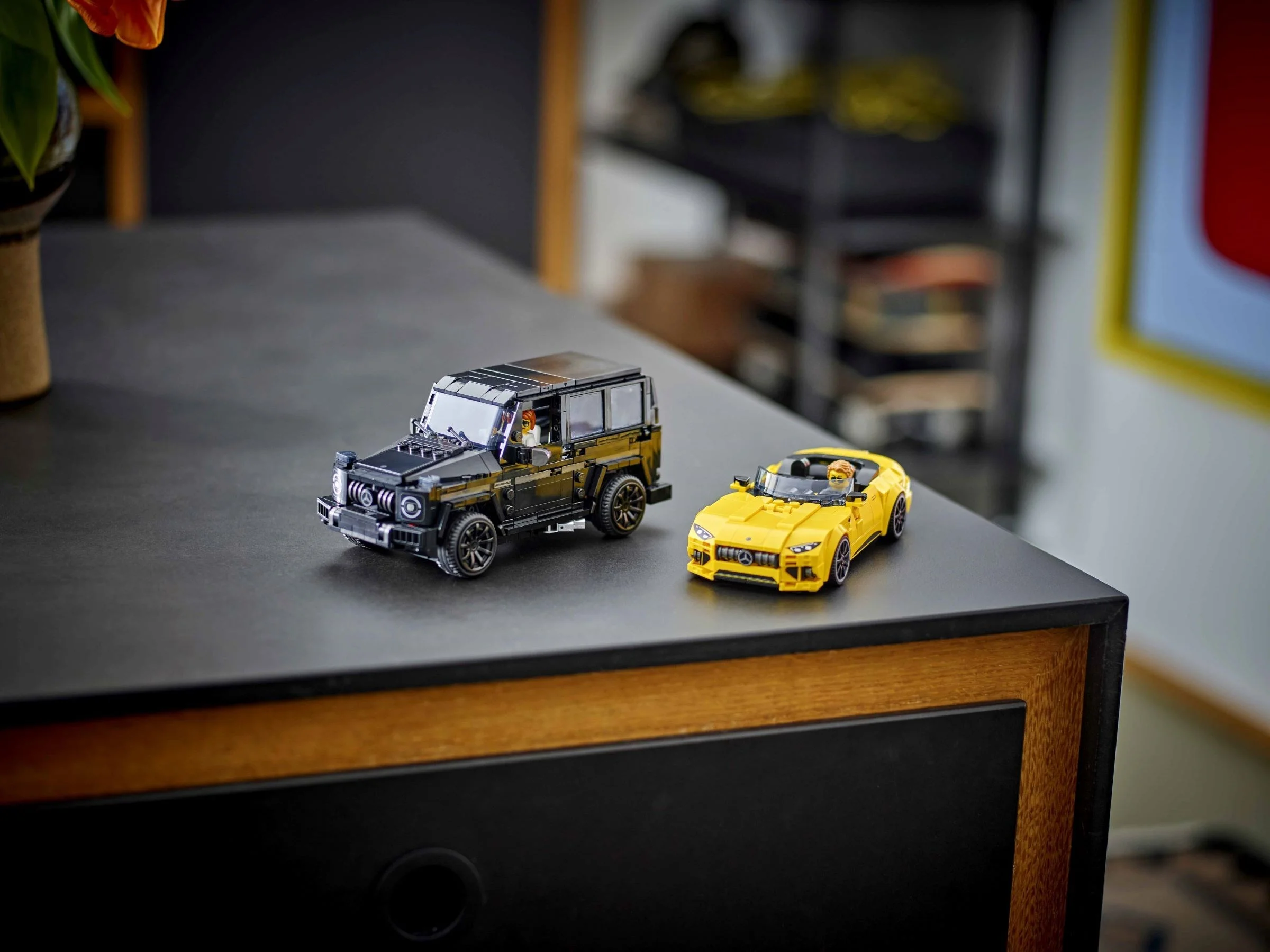 LEGO® 76924 Mercedes-AMG G 63 i Mercedes-AMG SL 63 - zdjęcie 10