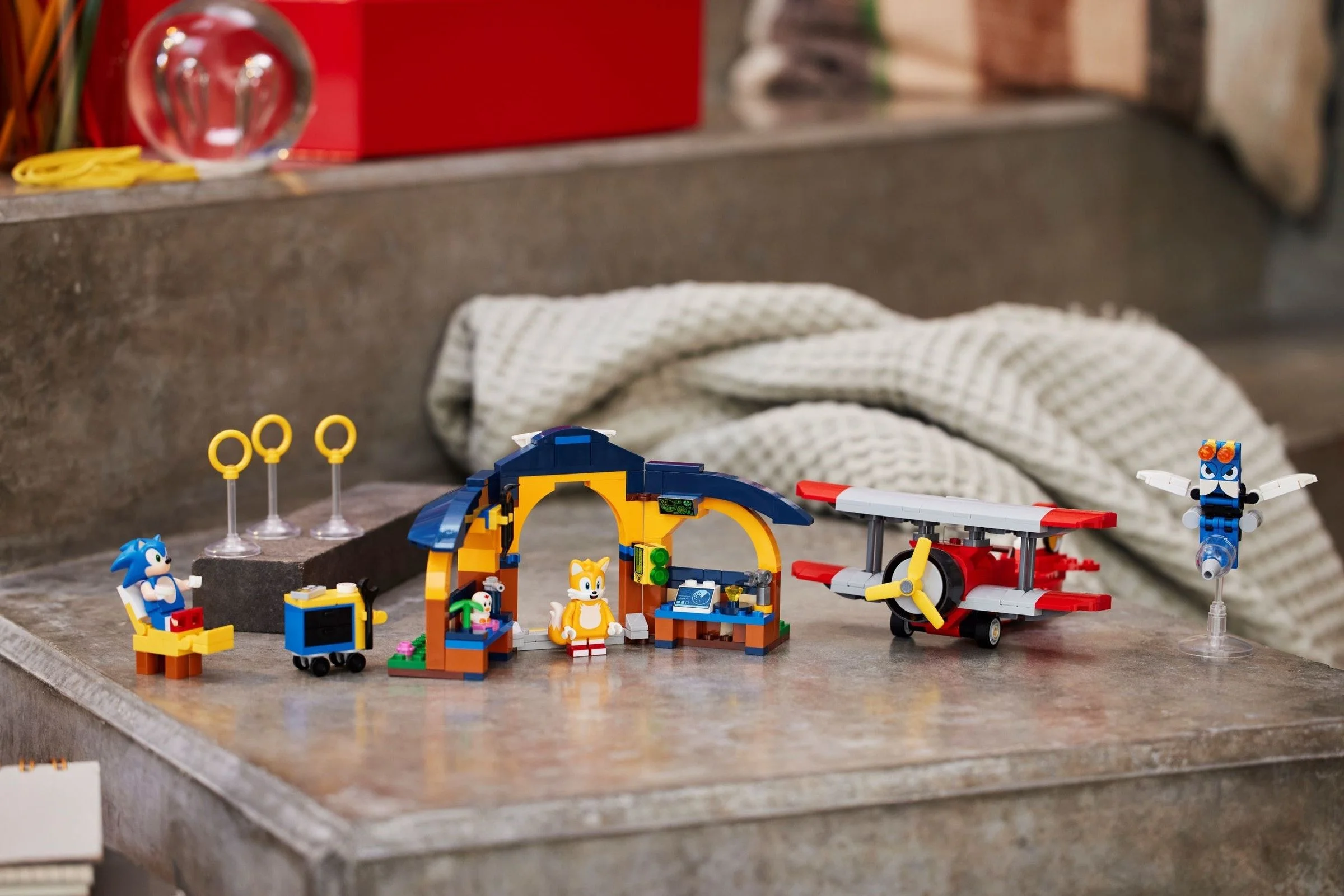 LEGO® 76991 Tails z warsztatem i samolot Tornado - zdjęcie 9