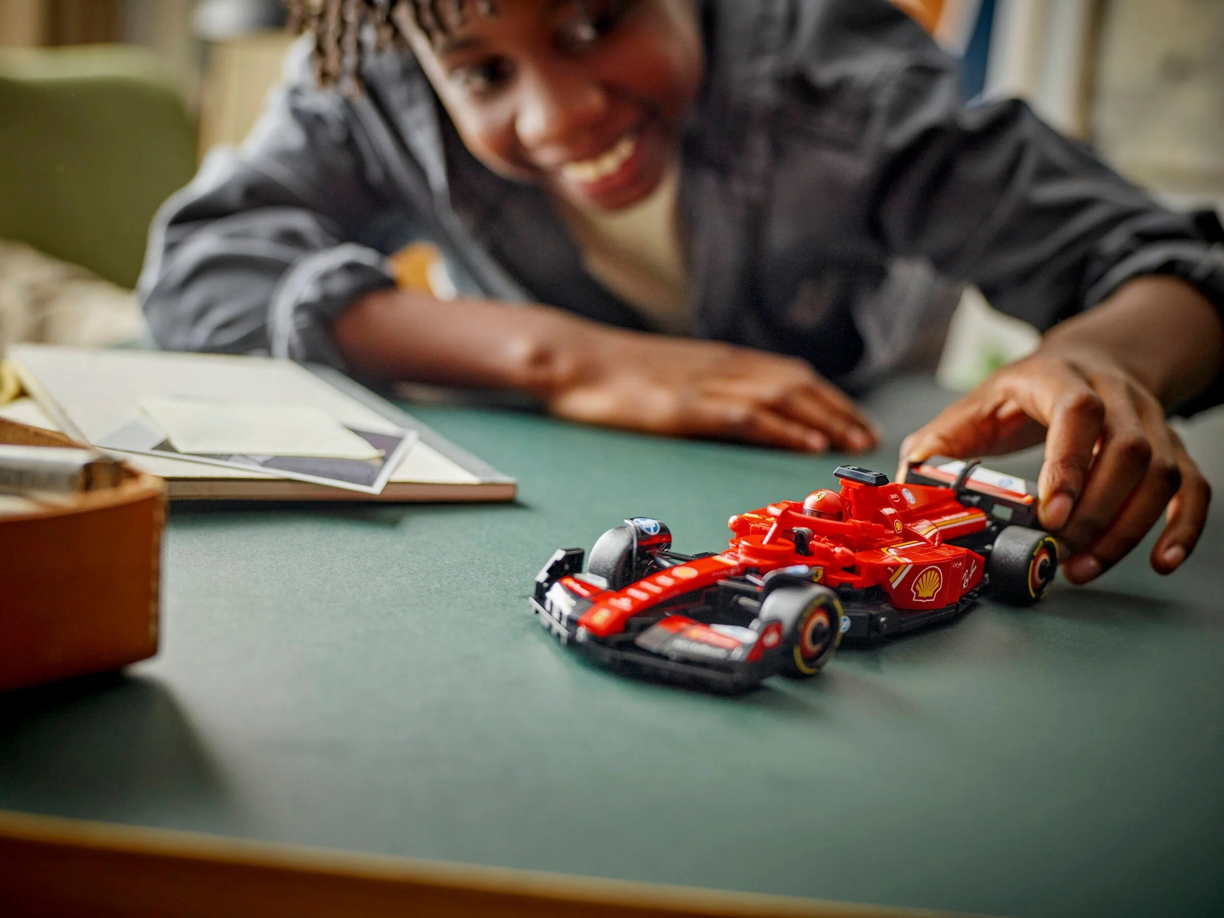 LEGO® 77242 Bolid F1 Ferrari SF-24 - zdjęcie 6