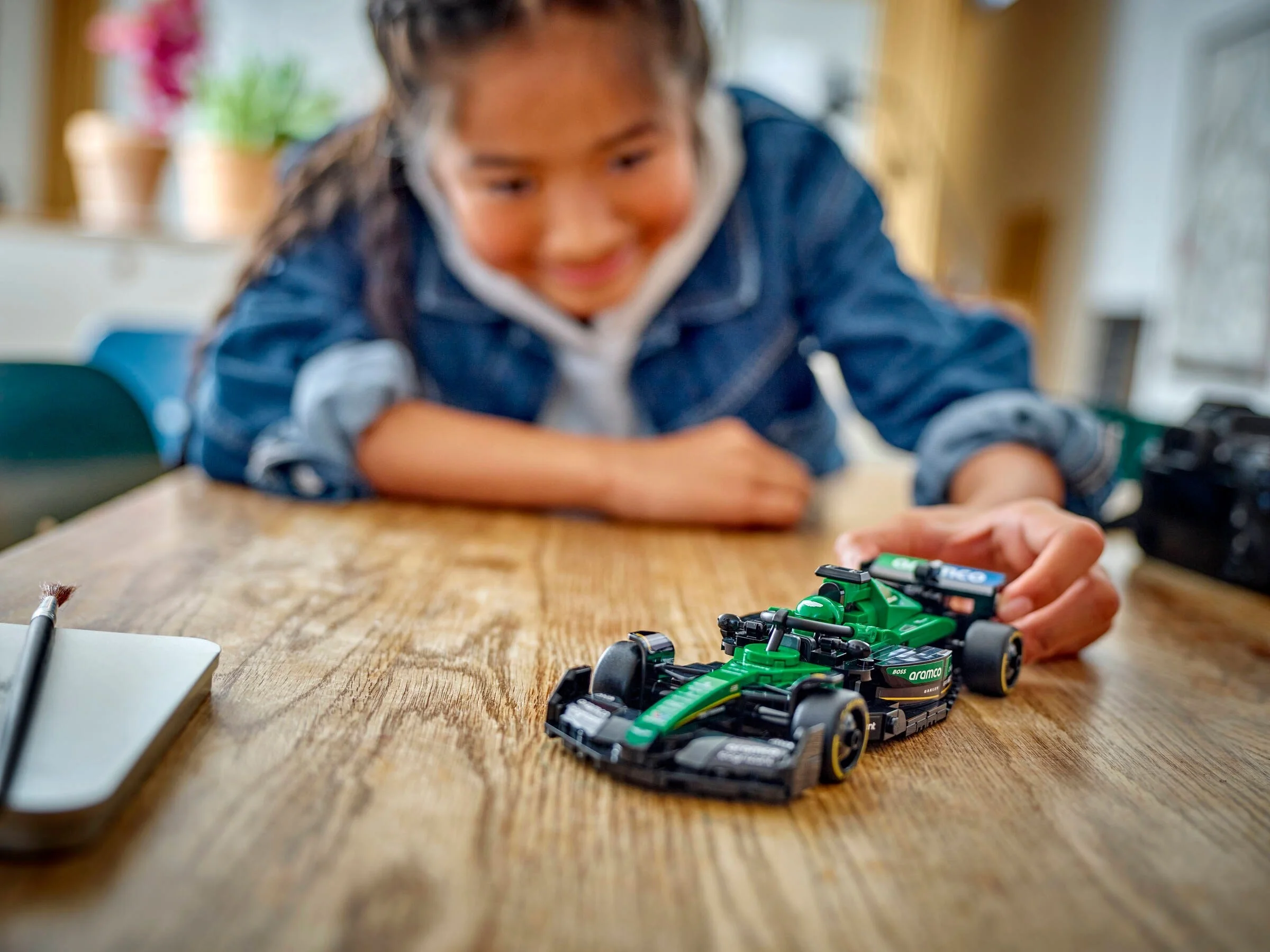 LEGO® 77245 Bolid F1 Aston Martin Aramco AMR24 - zdjęcie 4