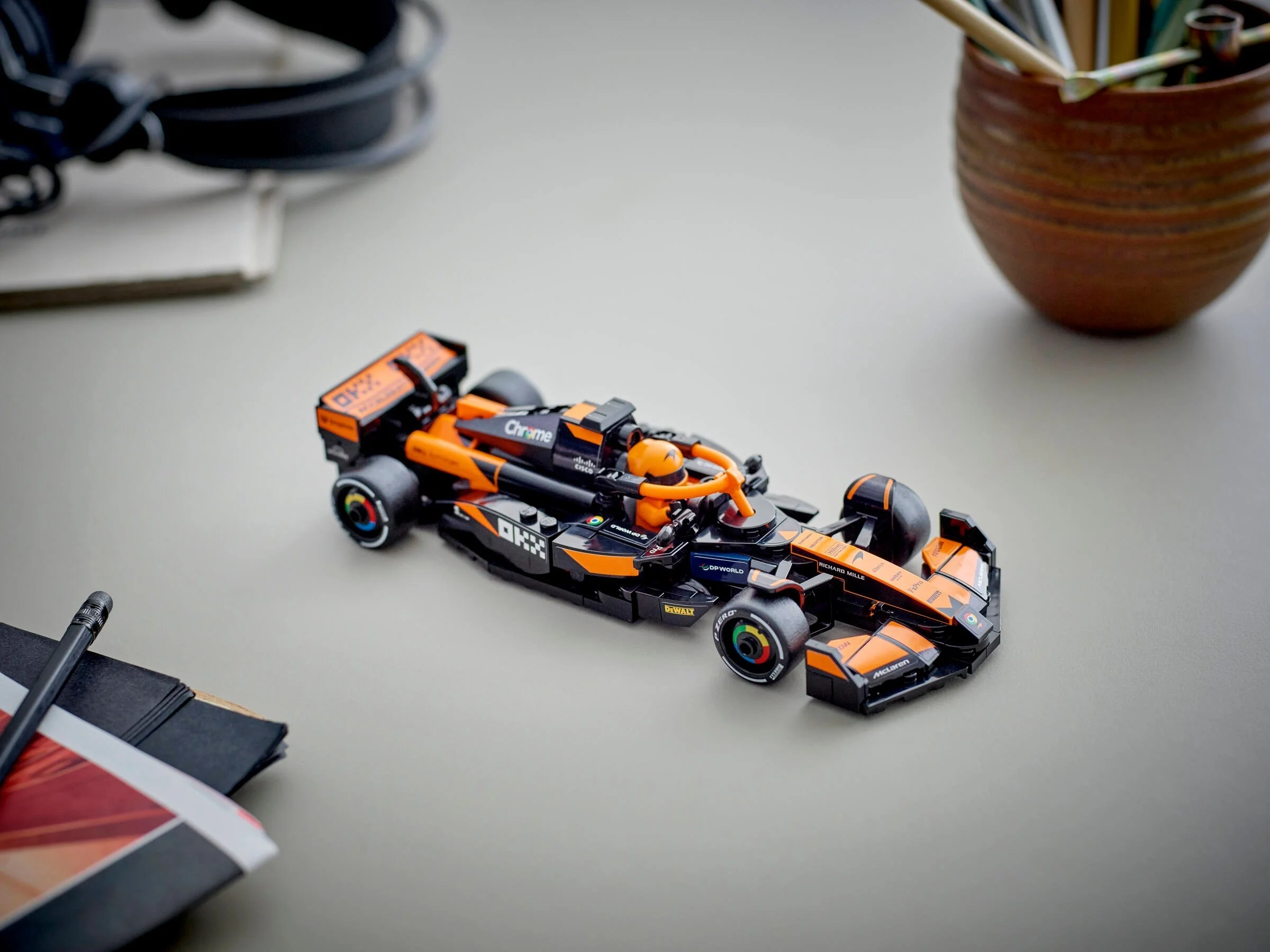 LEGO® 77251 Bolid F1 McLaren Team MCL38 - zdjęcie 7