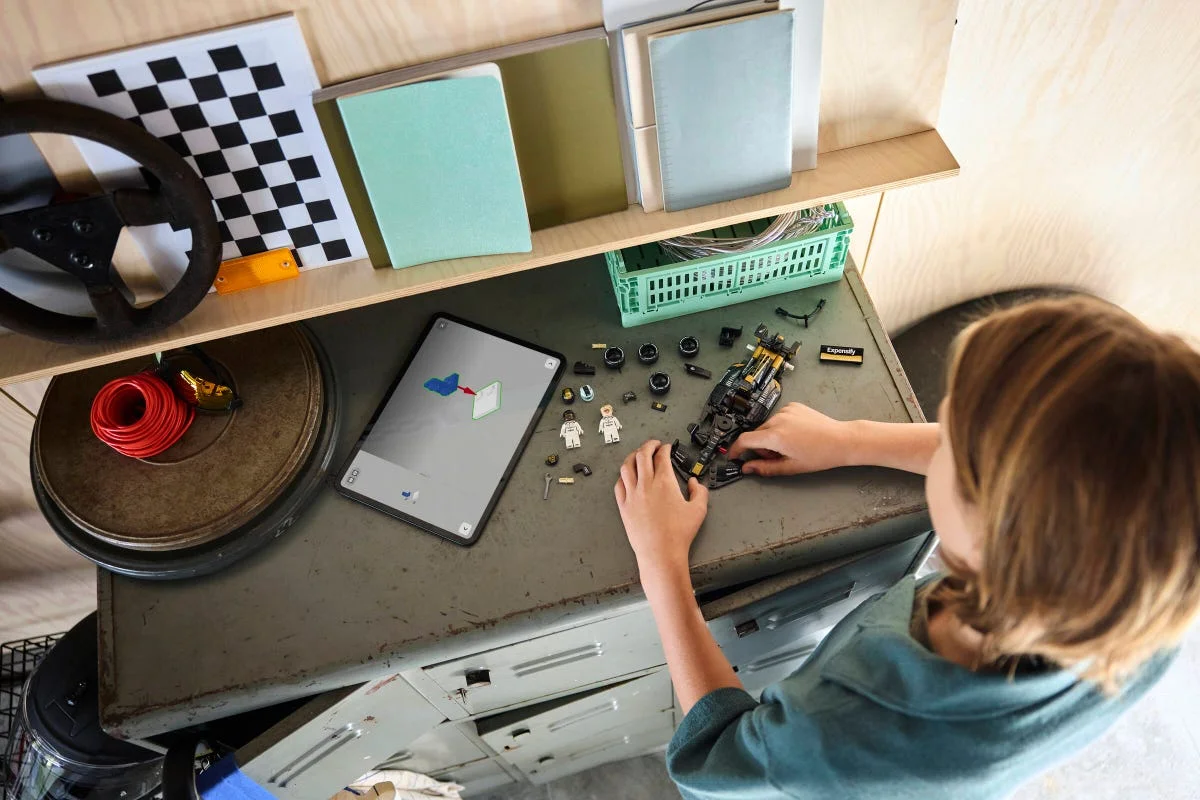 LEGO® 77252 F1: Film — APXGP Team Race Car - zdjęcie 9