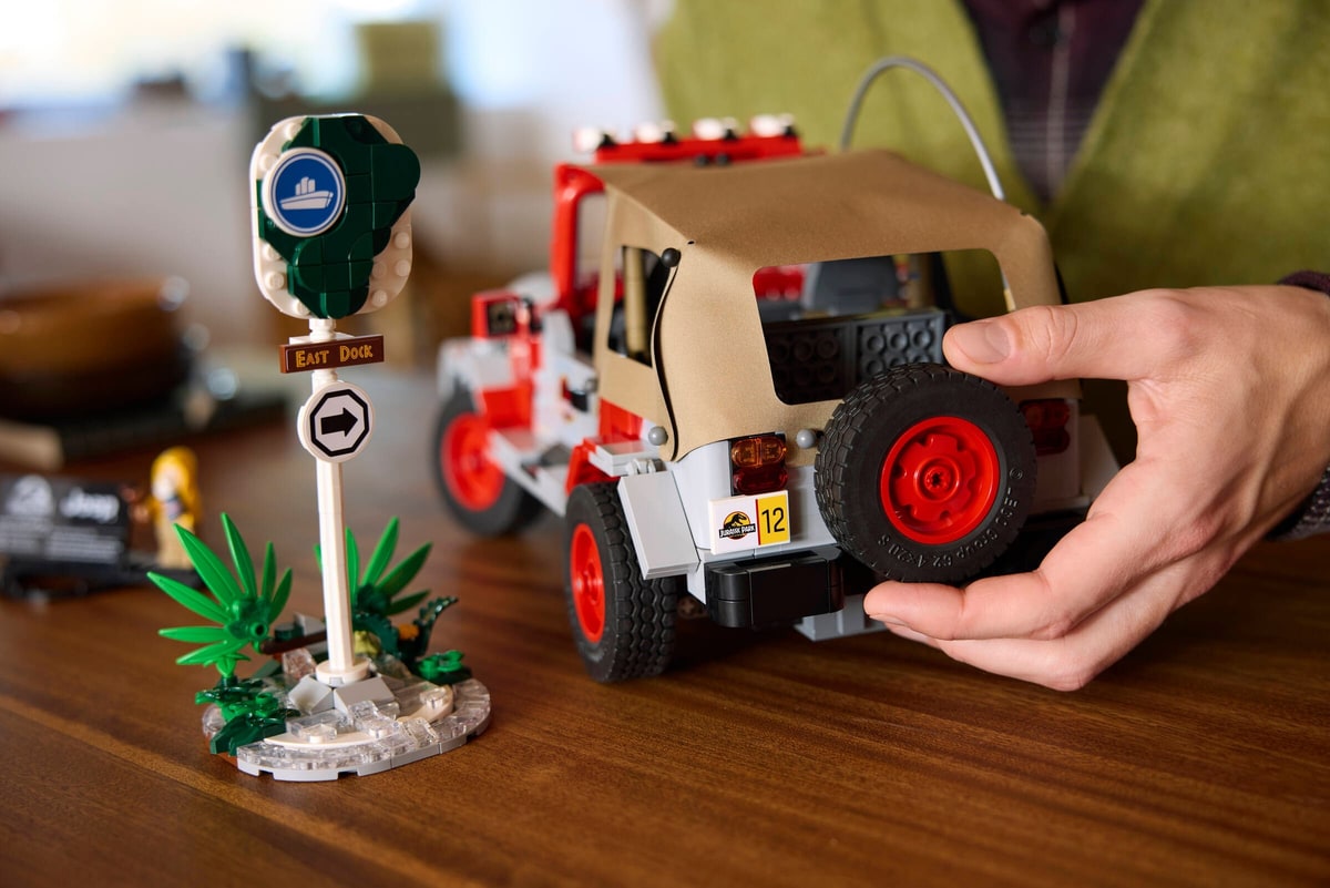 LEGO® 77984 Jurassic Park Jeep Wrangler - zdjęcie 29