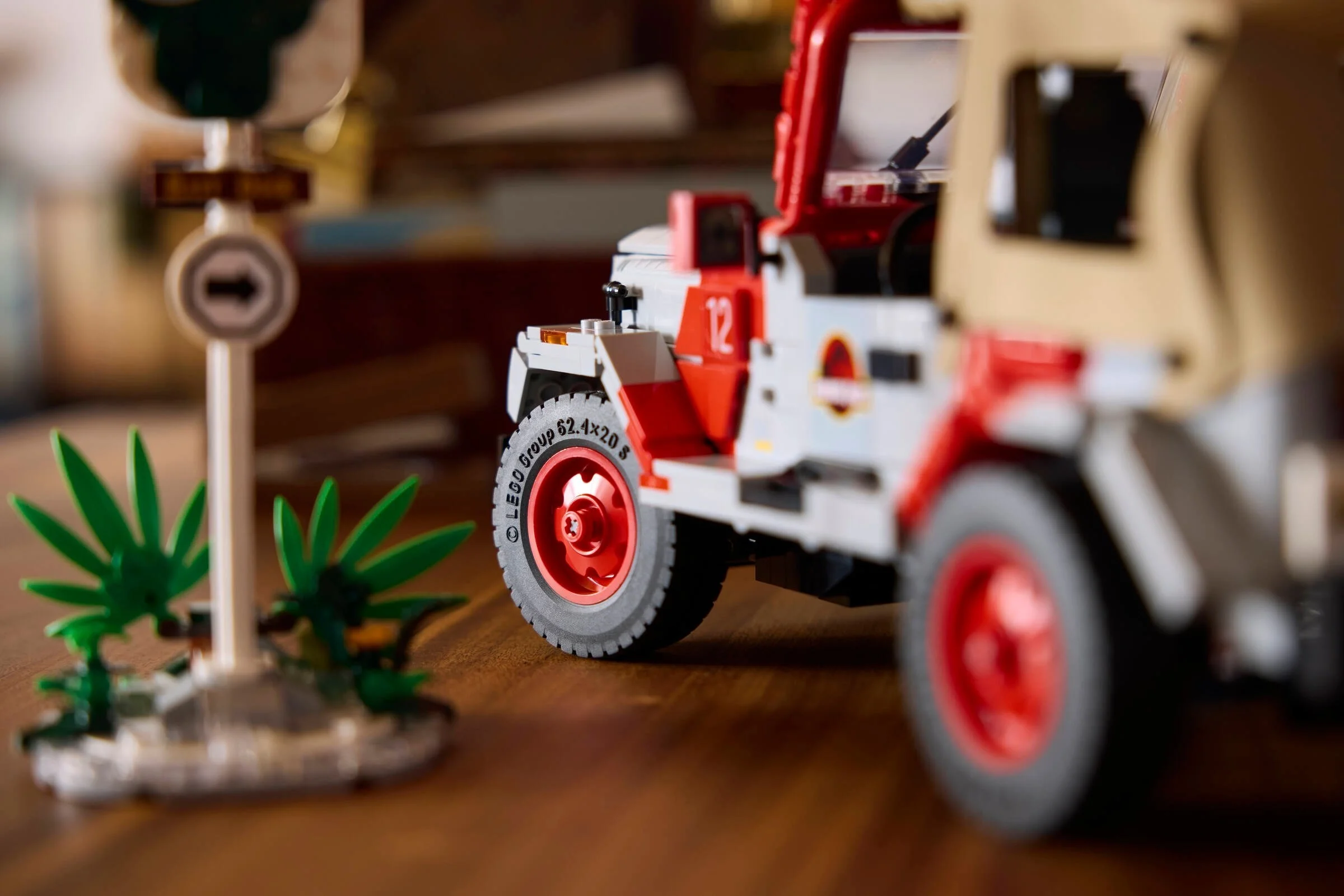 LEGO® 77984 Jurassic Park Jeep Wrangler - zdjęcie 22