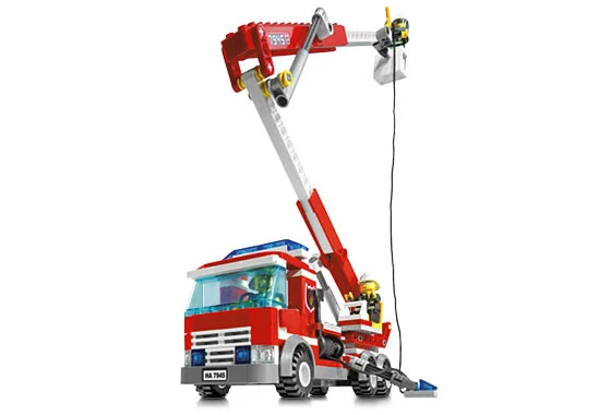 LEGO® 7945 Straż pożarna Remiza strażacka - zdjęcie 5