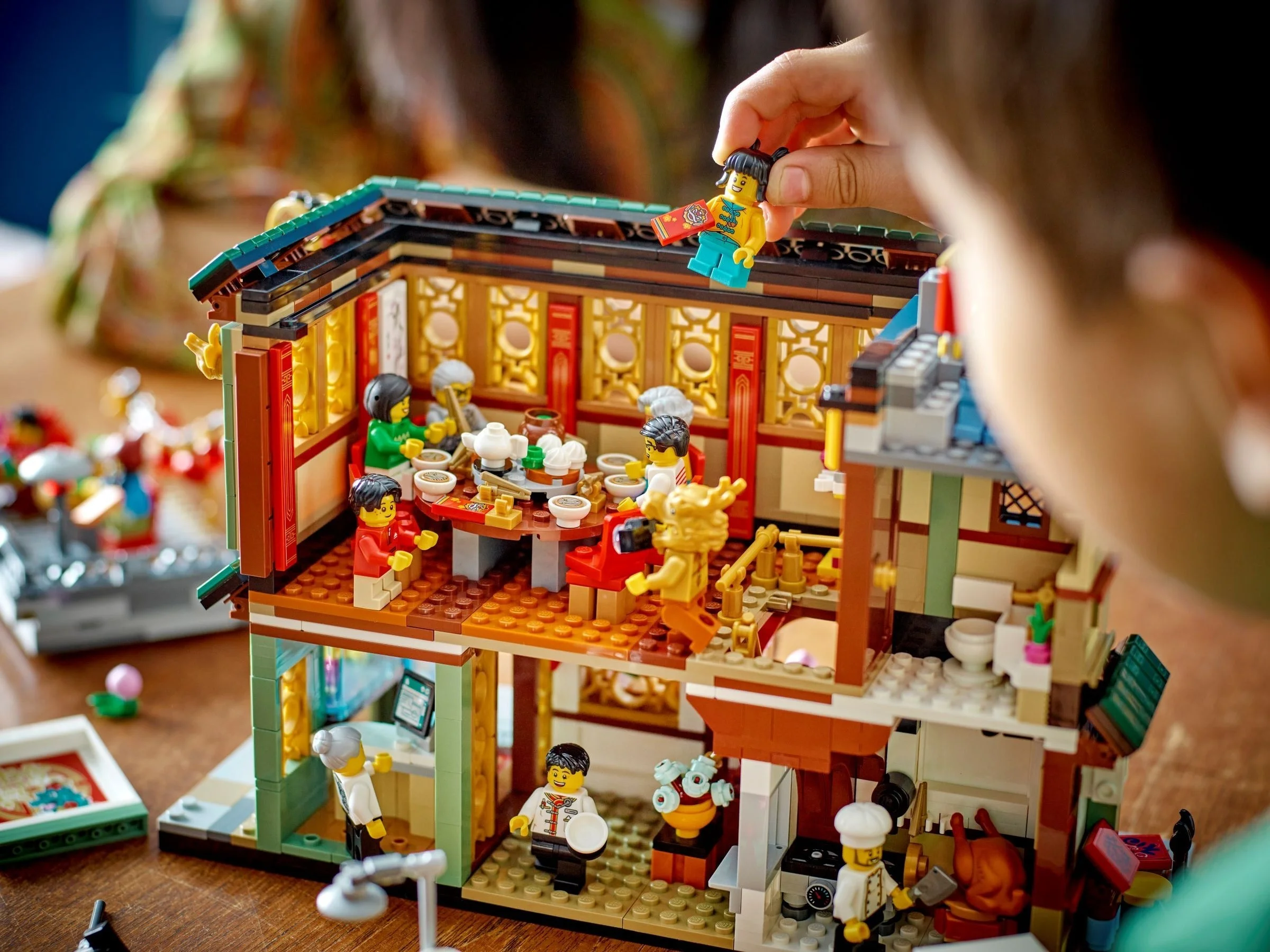 LEGO® 80113 Zjazd Rodzinny - zdjęcie 10