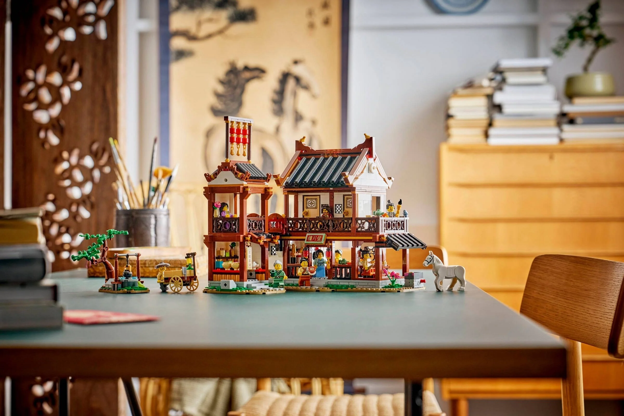 LEGO® 80121 Stary zajazd - zdjęcie 11