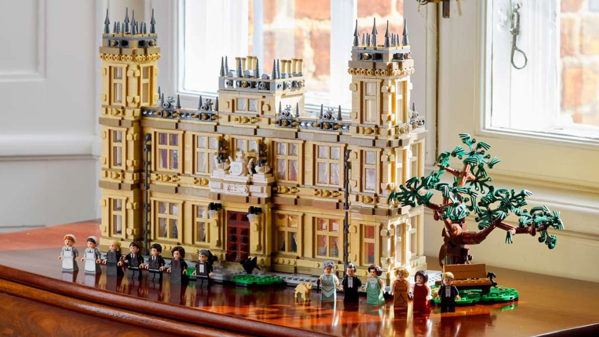 LEGO Ideas 21373 Downton Abbey